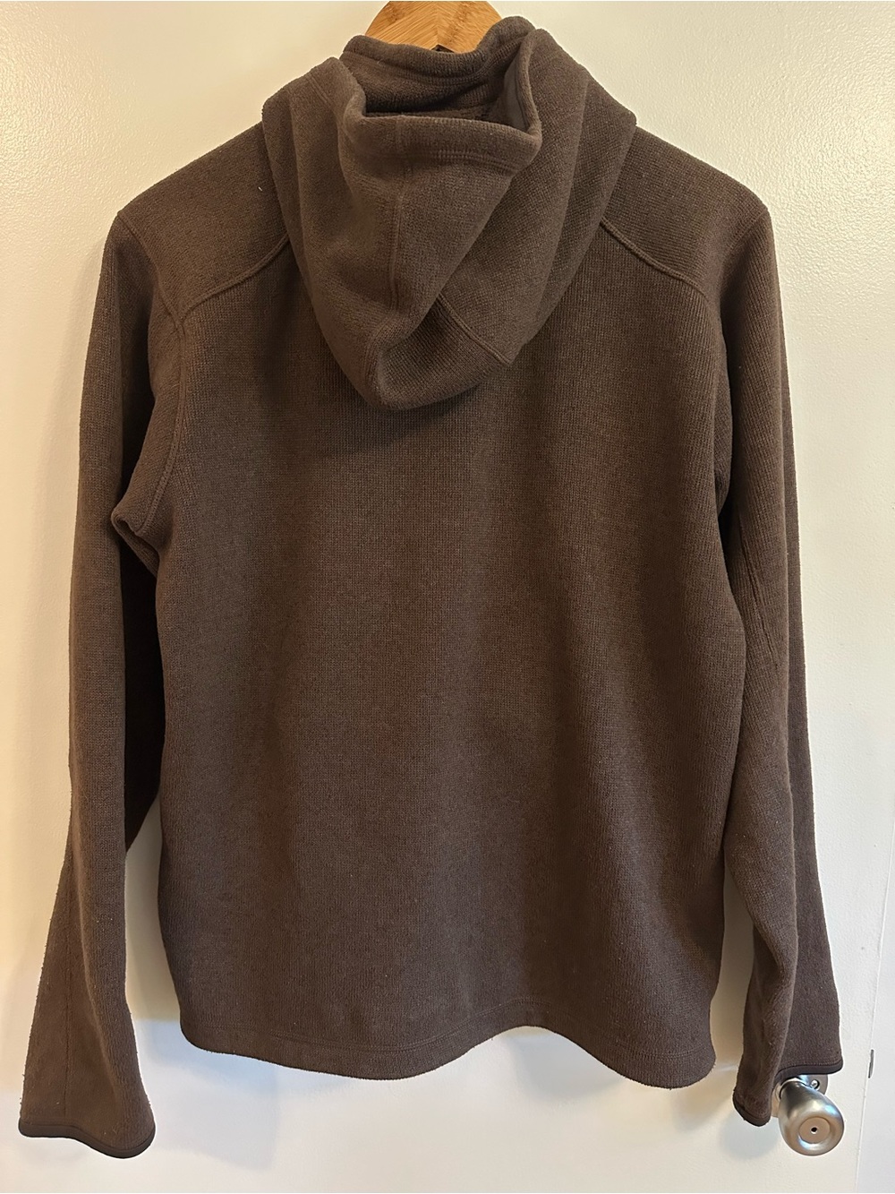 Patagonia brown Hooded Fleece Jacket - Picture 9 of 13